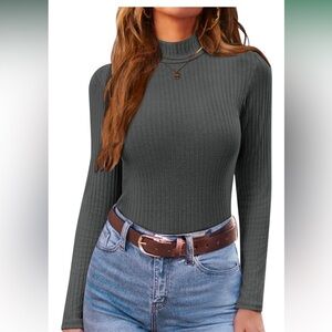 Gray mock turtle neck top